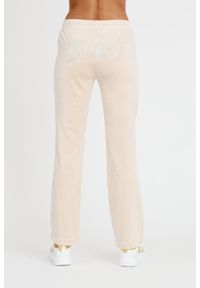 Juicy Couture - JUICY COUTURE Beżowe spodnie Tina Track Pants. Kolor: beżowy. Materiał: dresówka #3
