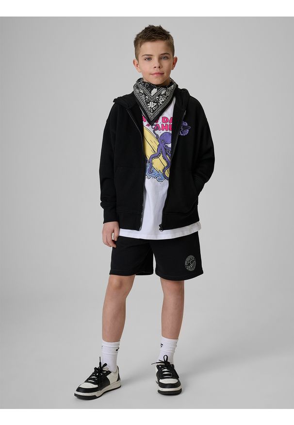 4f - 4F Spodenki dresowe chłopięce - czarne 146 (10-11 lat). Okazja: na co dzień. Kolor: czarny. Materiał: dresówka. Długość: krótkie. Sezon: lato. Styl: casual