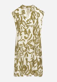 Born2be - Zielona Bawełniana Sukienka z Abstrakcyjnym Wzorem Lioraia. Okazja: na co dzień. Typ kołnierza: dekolt w kształcie V. Kolor: zielony. Materiał: bawełna. Długość rękawa: krótki rękaw. Typ sukienki: proste. Styl: elegancki, casual #7