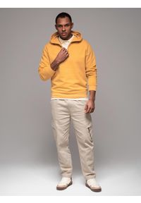 Ombre Clothing - Dzianinowe męskie joggery z kieszeniami cargo – kremowe V1 - Rozmiar: XL. Okazja: na co dzień. Kolor: kremowy. Materiał: dzianina. Wzór: aplikacja. Styl: casual #5