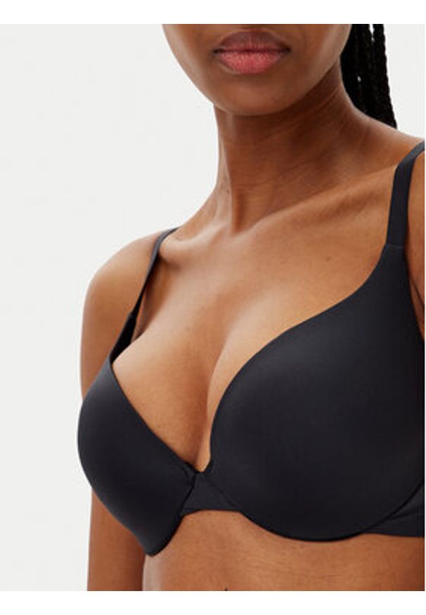 Hunkemöller Biustonosz push-up Smooth 206746 Czarny. Kolor: czarny. Materiał: syntetyk. Rodzaj stanika: push-up
