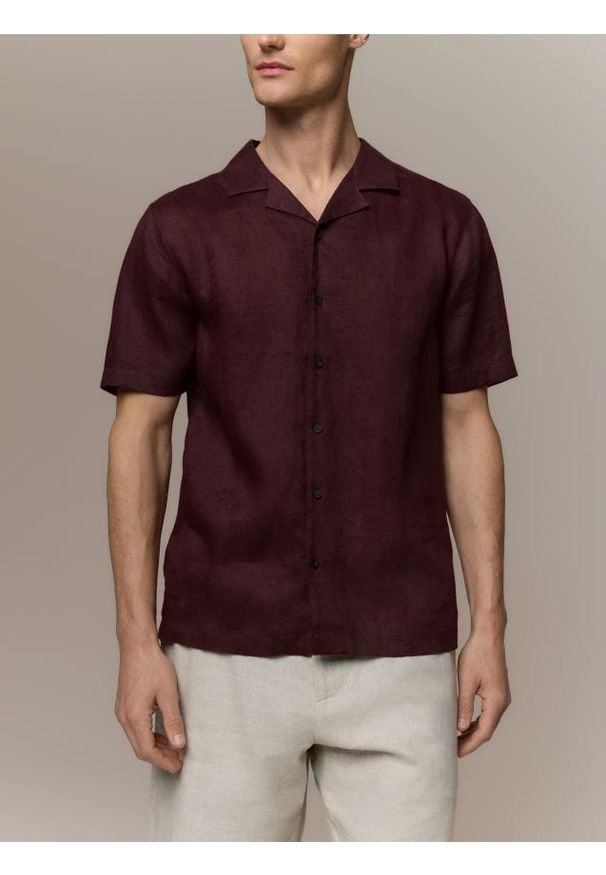 Reserved - Lniana koszula regular fit - bordowy. Kolor: czerwony. Materiał: len