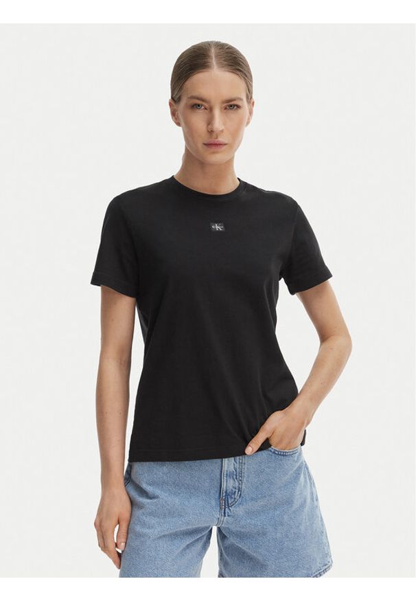 Calvin Klein Jeans T-Shirt LV047F227G Czarny Classic Fit. Kolor: czarny. Materiał: bawełna