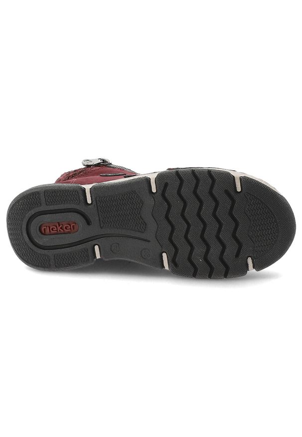 Trzewiki damskie Rieker, antistress ocieplane futerkiem i na grubej podeszwie, czerwone, 45960-35. Okazja: na spacer, na co dzień. Zapięcie: sznurówki. Kolor: czerwony. Materiał: futro. Szerokość cholewki: normalna. Styl: casual, klasyczny