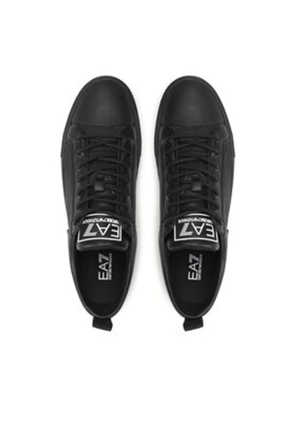 EA7 Emporio Armani Trampki X8X135 XK294 S387 Czarny. Kolor: czarny. Materiał: materiał