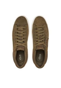 Clarks Sneakersy Courtlite2 Run 26181324 Khaki. Kolor: brązowy. Materiał: nubuk, skóra. Sport: bieganie