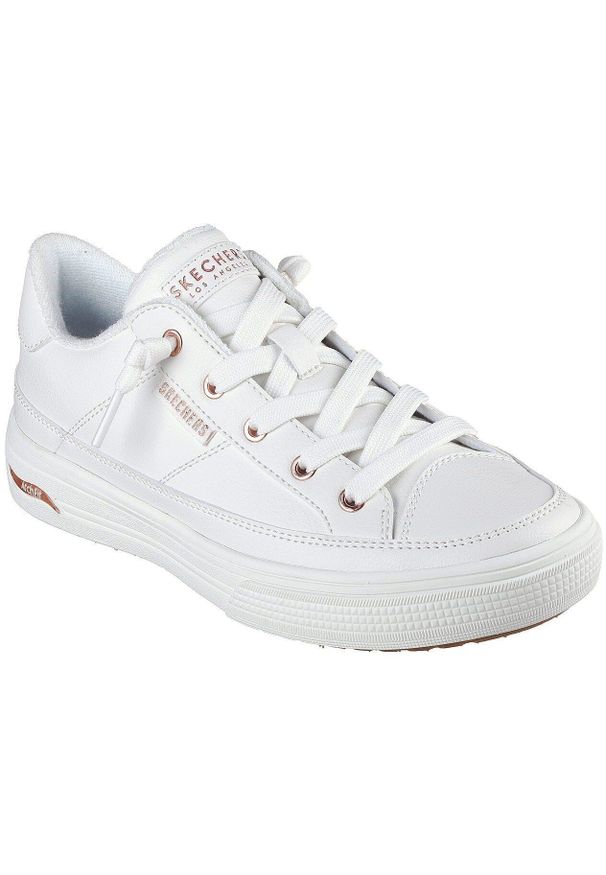 skechers - Adidasy Skechers Arch Fit Arcade - On, Kobiety. Kolor: biały. Materiał: skóra ekologiczna, materiał. Sport: fitness