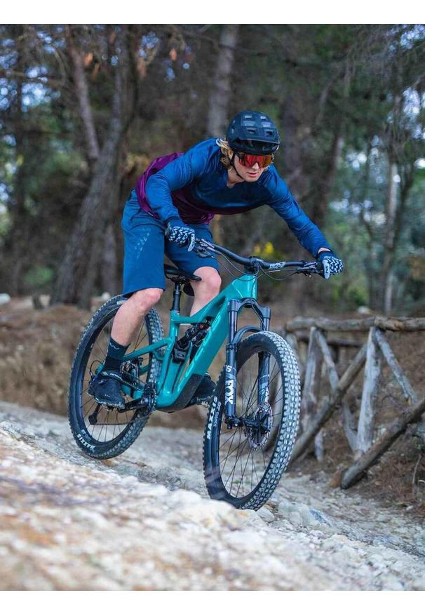 Koszulka rowerowa mtb NORTHWAVE EDGE Jersey LS. Kolor: niebieski, fioletowy, wielokolorowy. Materiał: jersey. Sport: kolarstwo