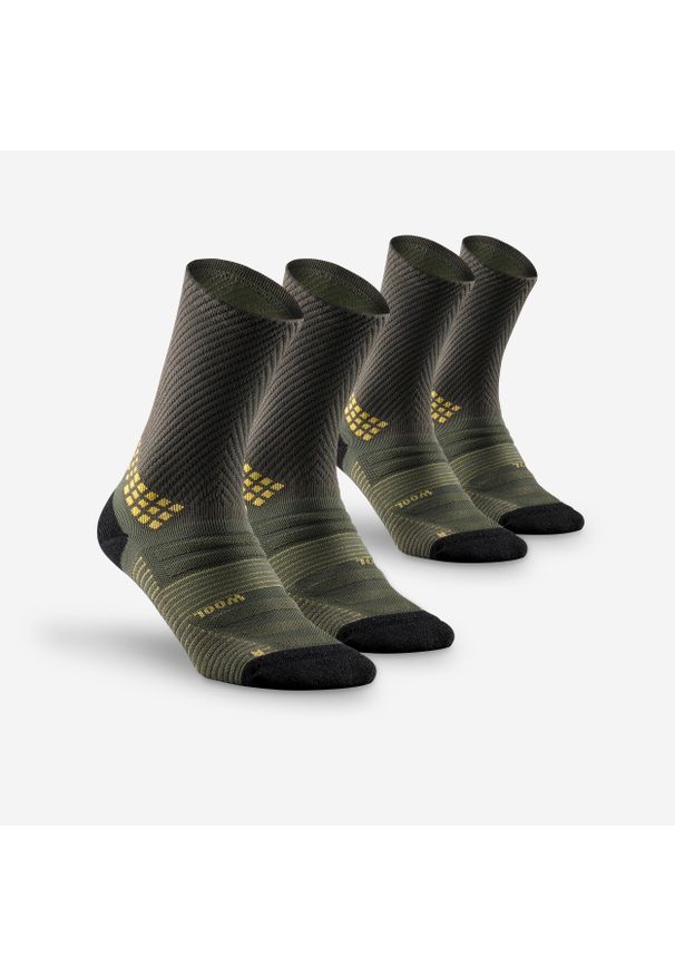 quechua - Skarpety turystyczne Quechua Hike 900 długie x 2. Kolor: zielony. Materiał: poliester, wełna, poliamid, elastan. Wzór: ze splotem. Sport: turystyka piesza