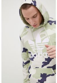 adidas Originals - Adidas Originals bluza męska kolor zielony z kapturem wzorzysta. Okazja: na co dzień. Typ kołnierza: kaptur. Kolor: zielony. Materiał: bawełna. Styl: casual