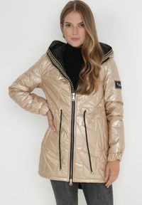 Born2be - Złota Kurtka Pikowana Bemius. Kolor: złoty. Materiał: wełna, materiał. Długość: długie #1