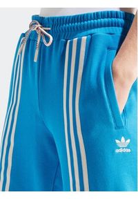 Adidas - adidas Spodnie dresowe IK7852 Niebieski. Kolor: niebieski. Materiał: bawełna, dresówka #6