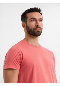 Ombre Clothing - T-shirt męski klasyczny bawełniany BASIC - koralowy V17 OM-TSBS-0236 - XXL. Okazja: na co dzień. Kolor: pomarańczowy. Materiał: bawełna. Styl: klasyczny #4