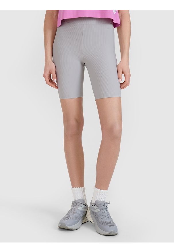 4f - 4F Legginsy krótkie dzianinowe damskie - szare XS. Stan: podwyższony. Kolor: szary. Materiał: dzianina. Długość: krótkie. Wzór: prążki