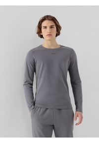 4f - Longsleeve męski 4F x Robert Lewandowski. Kolor: szary. Materiał: włókno, bawełna. Długość rękawa: długi rękaw. Wzór: haft, nadruk #1