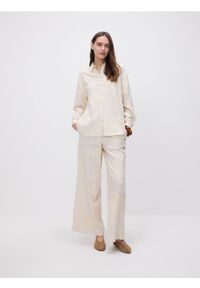 Reserved - Szerokie spodnie z dodatkiem lnu - beżowy. Kolor: beżowy. Materiał: len #1