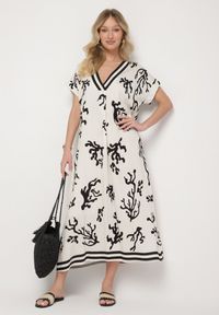 Born2be - Czarno-Beżowa Sukienka z Lnem i Wiskozą o Pudełkowym Kroju Sadirene. Okazja: na co dzień, na spotkanie biznesowe. Kolor: czarny. Materiał: len, wiskoza. Wzór: kwiaty. Sezon: wiosna, lato. Styl: biznesowy, casual, elegancki #6