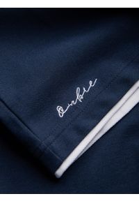 Ombre Clothing - Bawełniana męska koszulka polo z kontrastowymi wykończeniami – granatowa V4 - Rozmiar: XL. Typ kołnierza: polo. Kolor: niebieski. Materiał: bawełna. Wzór: haft