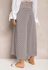 Renee - Czarno-Beżowe Spodnie High Waist z Bawełny z Rozszerzanymi Nogawkami i Gumką Nereialla. Stan: podwyższony. Kolor: czarny. Materiał: bawełna. Wzór: aplikacja #6