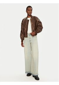 Guess Kurtka bomber W5RL21 WGW40 Brązowy Regular Fit. Kolor: brązowy. Materiał: syntetyk #5
