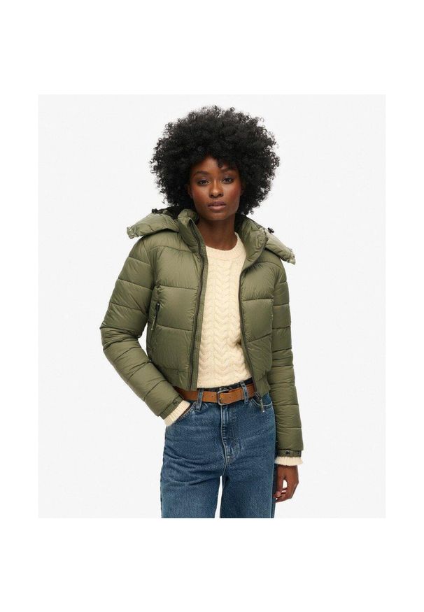 Superdry - Kurtka z kapturem Crop Hooded Fuji. Typ kołnierza: kaptur. Kolor: zielony. Długość rękawa: długi rękaw. Styl: elegancki
