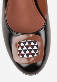 Renee - Czarne Retro Czółenka Vices w Stylu Mary Jane ze Skórzaną Wkładką Vedvire. Okazja: na randkę. Zapięcie: pasek. Kolor: czarny. Materiał: skóra. Wzór: geometria. Obcas: na obcasie. Styl: retro. Wysokość obcasa: średni #8