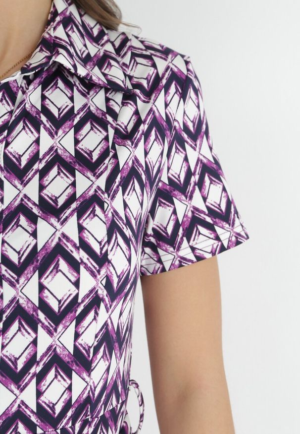 Born2be - Fioletowa Koszulowa Sukienka Maxi z Materiałowym Paskiem Rainora. Okazja: na co dzień. Typ kołnierza: dekolt w kształcie V. Kolor: fioletowy. Materiał: materiał. Długość rękawa: krótki rękaw. Typ sukienki: koszulowe. Styl: casual, elegancki, klasyczny. Długość: maxi