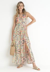 Born2be - Beżowa Sukienka Maxi o Kopertowym Kroju z Wiązaniem z Wiskozy Wilna. Kolor: beżowy. Materiał: wiskoza. Typ sukienki: kopertowe. Długość: maxi #1