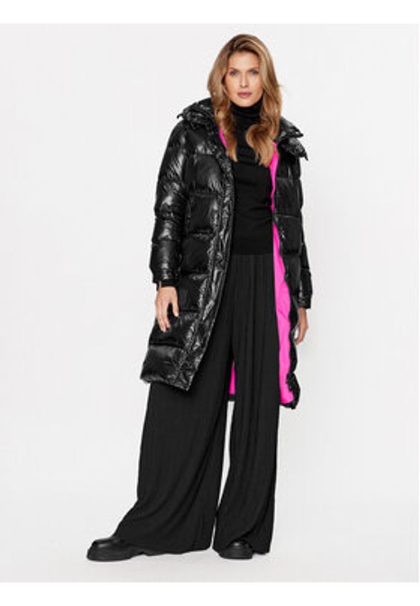 Silvian Heach Kurtka puchowa GPA23351PI Czarny Regular Fit. Kolor: czarny. Materiał: syntetyk. Sezon: zima