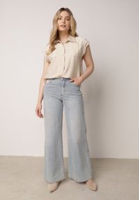 Born2be - Beżowa Wiskozowa Koszula Boho Bez Rękawów ze Ściągaczem w Pasie Limopise. Okazja: na co dzień. Kolor: beżowy. Materiał: wiskoza. Długość rękawa: bez rękawów. Wzór: aplikacja. Sezon: lato. Styl: boho #2