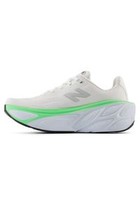 Buty damskie New Balance Fresh Foam x More v5 WMORCB5 – białe. Okazja: na co dzień. Kolor: biały. Szerokość cholewki: normalna. Sport: fitness #6