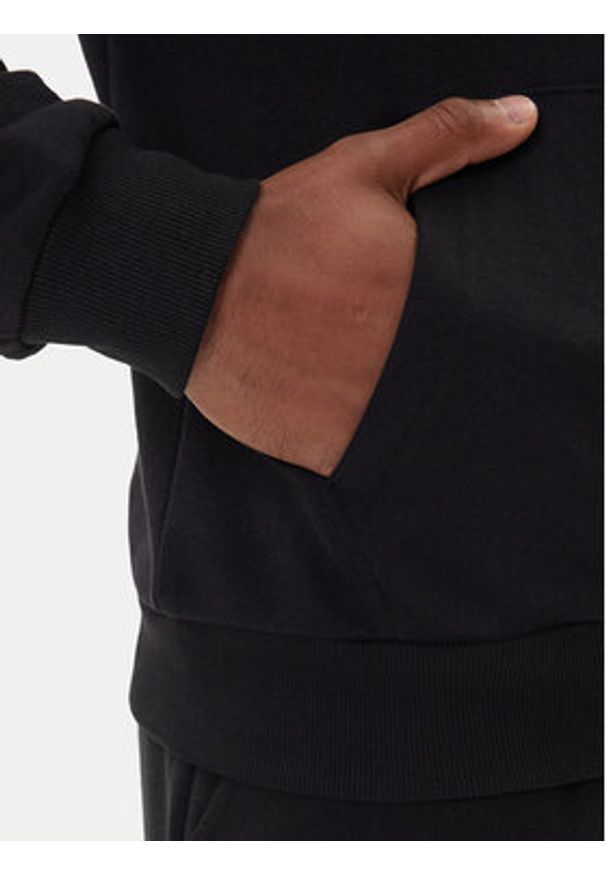 TOMMY HILFIGER - Tommy Hilfiger Bluza UM0UM03665 Czarny Regular Fit. Kolor: czarny. Materiał: syntetyk, bawełna