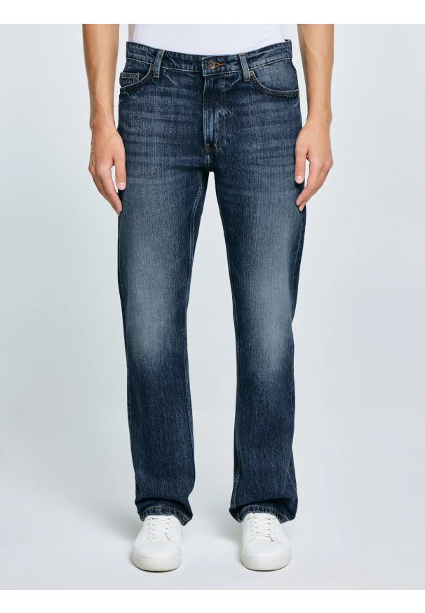 Big-Star - Jeansy męskie proste granatowe Colt 506. Okazja: na co dzień. Stan: podwyższony. Kolor: niebieski. Styl: klasyczny, casual