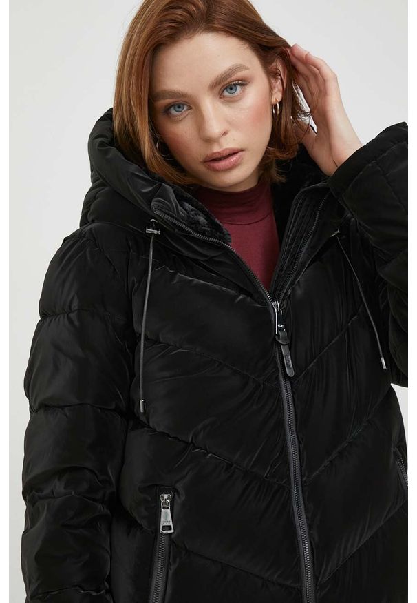 DKNY - Dkny kurtka damska kolor czarny zimowa. Kolor: czarny. Materiał: włókno. Sezon: zima