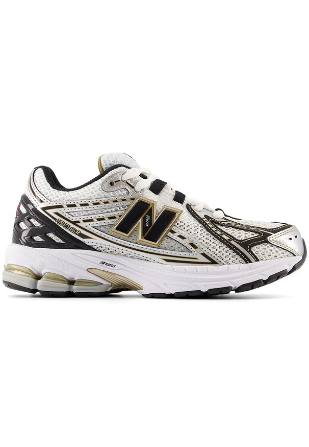 Buty dziecięce New Balance GC1906RA – srebrne. Kolor: srebrny. Materiał: guma, materiał, syntetyk. Szerokość cholewki: normalna