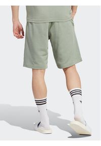 Adidas - adidas Szorty sportowe Essentials+ Made With Hemp Shorts HR2964 Zielony Regular Fit. Kolor: zielony. Materiał: bawełna. Styl: sportowy #6