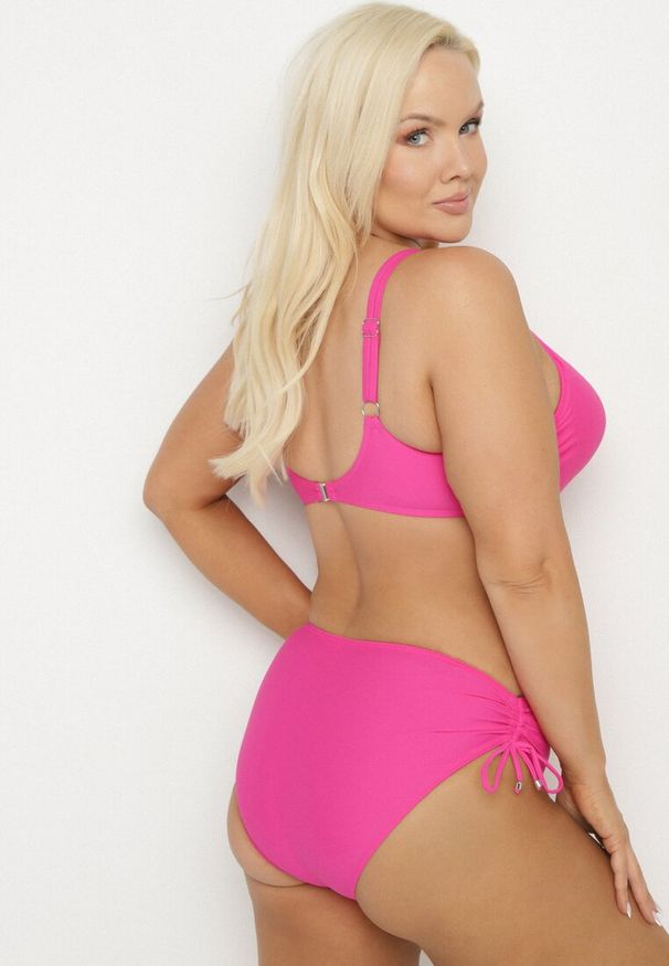 Born2be - Fuksjowe Bikini Biustonosz z Marszczeniem i Majtki Figi ze Ściągaczami Sarimine. Kolekcja: plus size. Kolor: różowy. Materiał: jeans