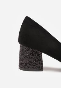 Born2be - Czarne Czółenka Vices na Brokatowym Słupku ze Skórzaną Wkładką Izamine. Okazja: na spotkanie biznesowe. Kolor: czarny. Materiał: skóra. Wzór: aplikacja. Obcas: na słupku. Styl: biznesowy, elegancki, wizytowy. Wysokość obcasa: średni #9