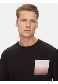 Calvin Klein T-Shirt Ombre Bonded K10K114164 Czarny Regular Fit. Kolor: czarny. Materiał: bawełna