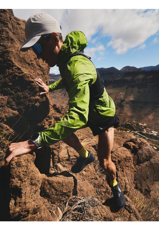 4f - 4F Kurtka do biegania męska - oliwkowa M. Kolor: brązowy, oliwkowy, wielokolorowy. Sport: bieganie, fitness