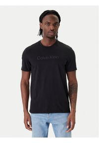Calvin Klein T-Shirt LV04LF810G Czarny Regular Fit. Kolor: czarny. Materiał: bawełna #1