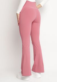 Born2be - Ciemnoróżowe Legginsy o Kroju Dzwonów z Wysokim Stanem Koritea. Okazja: na co dzień. Stan: podwyższony. Kolor: różowy. Styl: klasyczny, casual #3