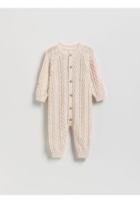 Reserved - Dzianinowy kombinezon - kremowy. Kolor: kremowy. Materiał: dzianina