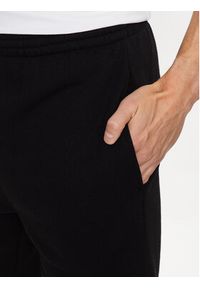 Lacoste Szorty sportowe GH9627 Czarny Regular Fit. Kolor: czarny. Materiał: bawełna. Styl: sportowy