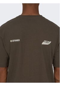 Only & Sons T-Shirt 22026375 Brązowy Relaxed Fit. Kolor: brązowy. Materiał: bawełna #7
