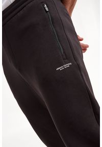 Armani Exchange - Spodnie dresowe ARMANI EXCHANGE. Materiał: dresówka. Wzór: nadruk