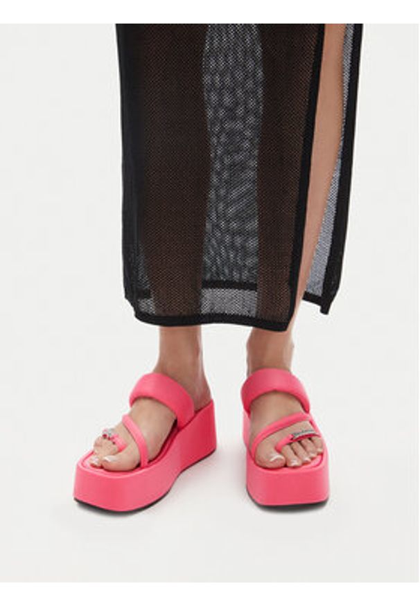 Juicy Couture Japonki WSS21515-01 Różowy. Kolor: różowy. Materiał: materiał