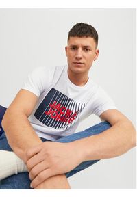Jack & Jones - Jack&Jones T-Shirt Corp 12233999 Biały Standard Fit. Kolor: biały. Materiał: bawełna