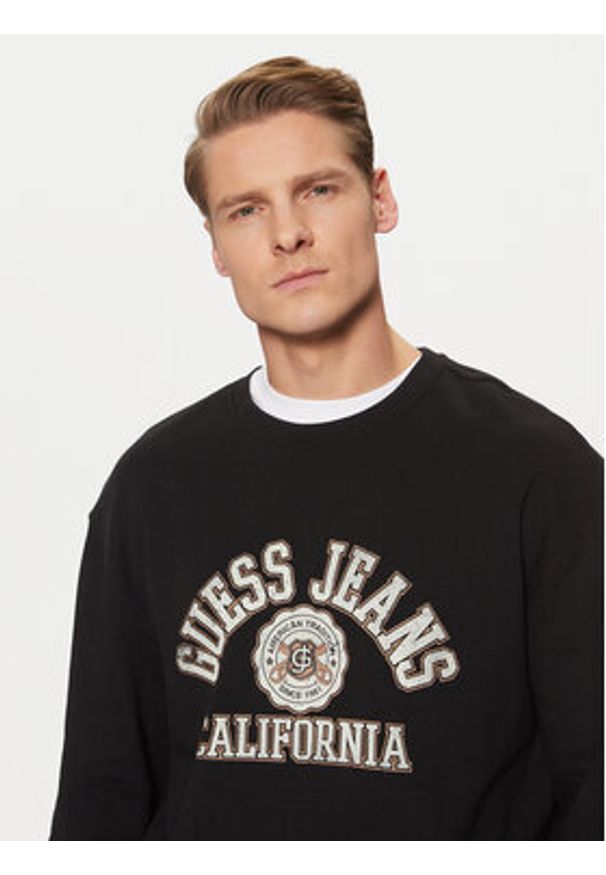 Guess Jeans Bluza M5RQ40 KCPR1 Czarny Regular Fit. Kolor: czarny. Materiał: bawełna