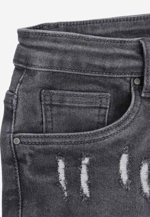 Born2be - Ciemnoszare Szorty Jeansowe z Wysokim Stanem i Przetarciami Vimarinae. Okazja: na co dzień. Stan: podwyższony. Kolor: szary. Materiał: jeans. Styl: casual, klasyczny